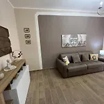 Apartmán Attico Briccarello -Intero Appartamento- Elegant Suite With Free Wifi, Near Inalpi Arena And Sporting Club Torino-Olimpyc Stadium *