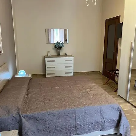 Apartmán Attico Briccarello -intero Appartamento- Air Conditioned-elegant With Free Wifi, Near Inalpi Arena And Sporting Club Torino-olimpyc Stadium Turín