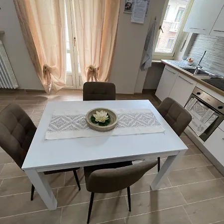 Attico Briccarello -intero Appartamento- Air Conditioned-elegant With Free Wifi, Near Inalpi Arena And Sporting Club Torino-olimpyc Stadium Apartmán